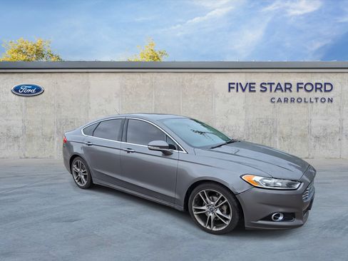Used 2013 Ford Fusion Titanium FWD image 2