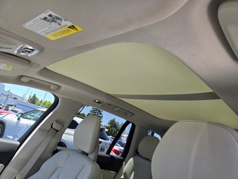 Used 2020 Volvo XC90 T6 Momentum AWD/4WD image 11