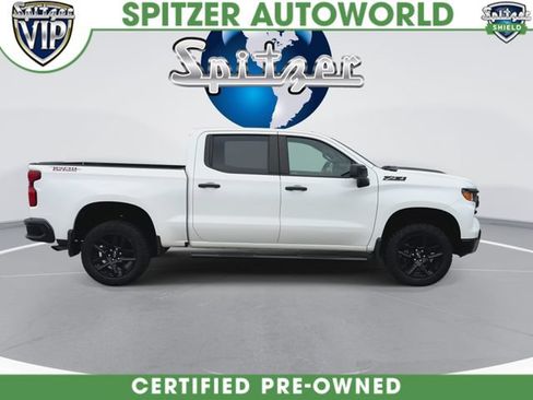 Used 2023 Chevrolet Silverado 1500 Custom Trail Boss w/ LPO, Dark Essentials Package AWD/4WD image 10