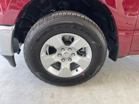 New 2023 RAM 1500 Big Horn image 13