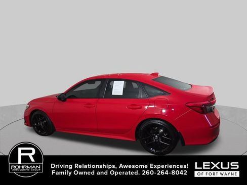 Used 2022 Honda Civic Sport image 10