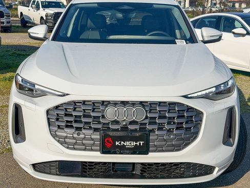 New 2025 Audi Q5 Premium Plus image 4