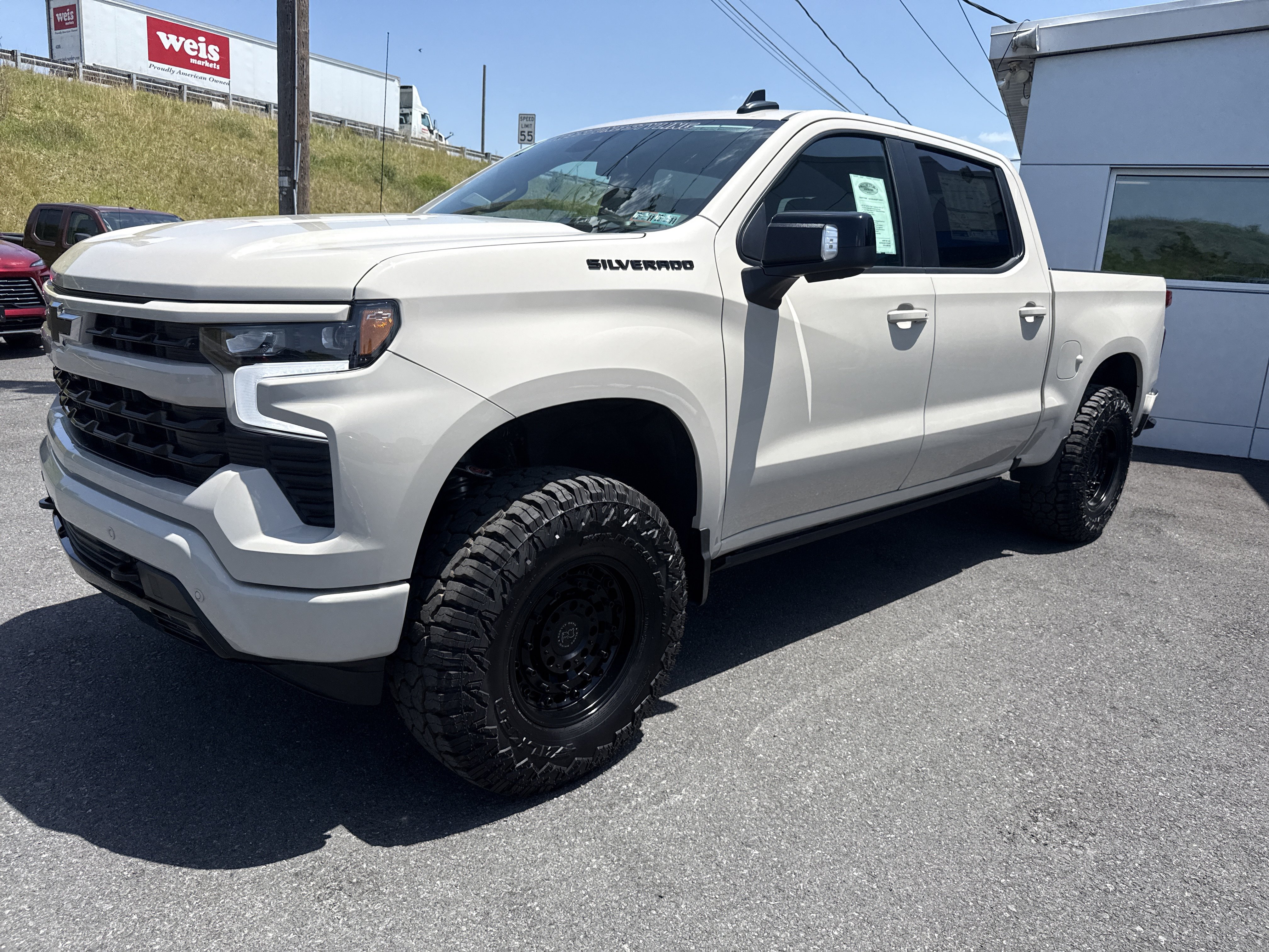 New 2026 Chevrolet Silverado 1500 RST w/ RST All Star Premium Package AWD/4WD image 7