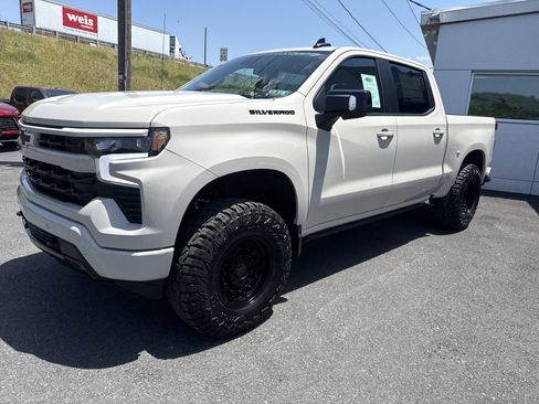 New 2026 Chevrolet Silverado 1500 RST w/ RST All Star Premium Package AWD/4WD image 7