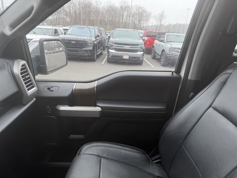 Used 2016 Ford F150 Lariat w/ Equipment Group 502A Luxury image 28