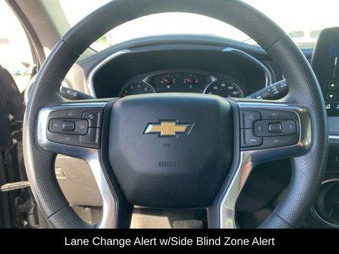 Used 2023 Chevrolet Blazer LT w/ Convenience Package image 17