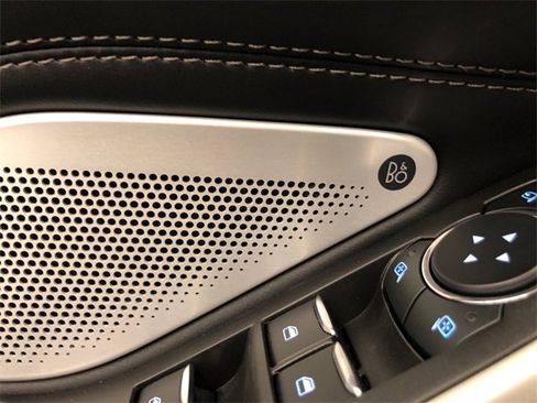 Used 2023 Ford Explorer Limited w/ Limited Technology Package image 17