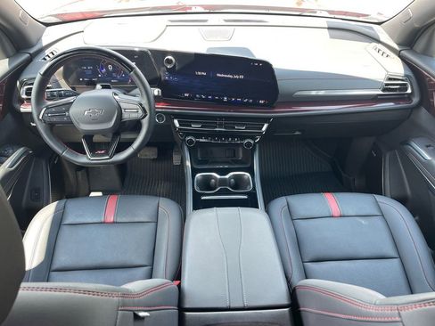 Used 2024 Chevrolet Traverse RS w/ LPO, Floor Liner Package image 15