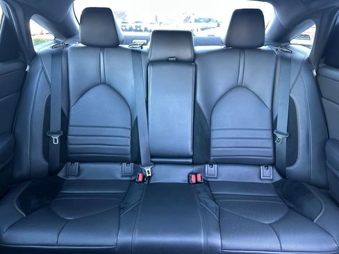 Used 2020 Toyota Avalon XSE image 24