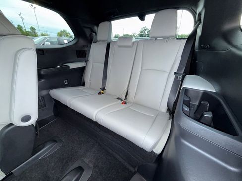 Used 2026 Toyota Grand Highlander AWD Hybrid image 25