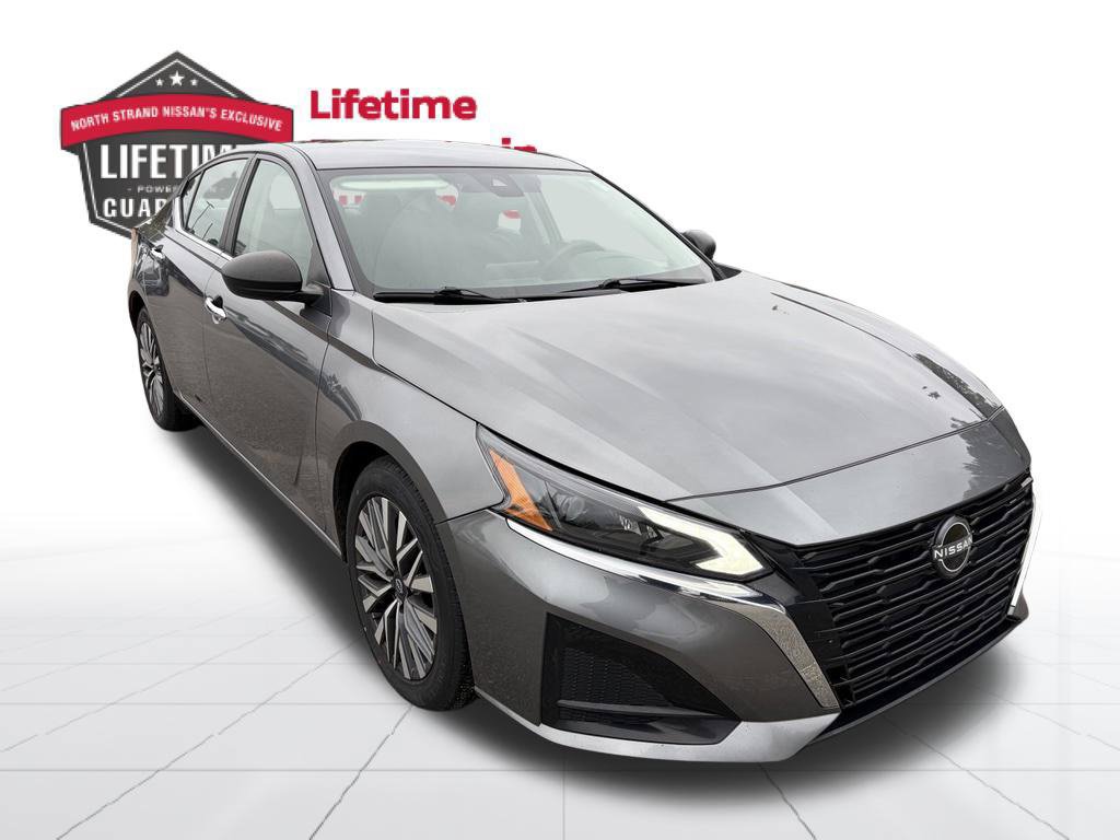 Certified 2024 Nissan Altima 2.5 SV FWD image 9