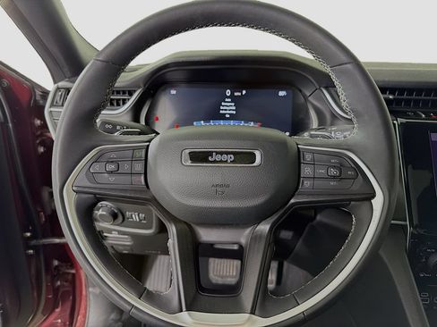 Used 2024 Jeep Grand Cherokee L Laredo w/ Luxury Tech Group I RWD image 15