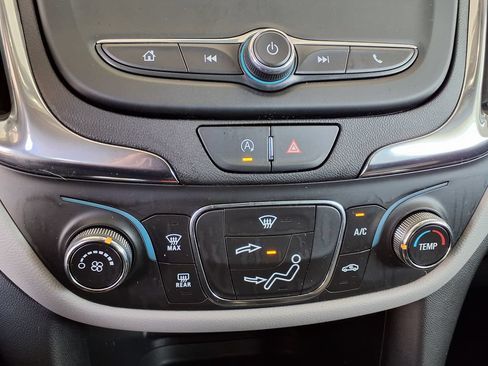 Used 2023 Chevrolet Equinox LT FWD image 29