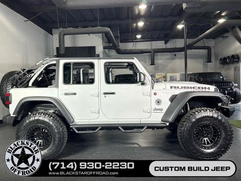 Used 2024 Jeep Wrangler Unlimited Rubicon w/ Convenience Group AWD/4WD image 14