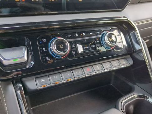 Used 2024 GMC Sierra 1500 AT4X w/ AT4X AEV Edition image 28