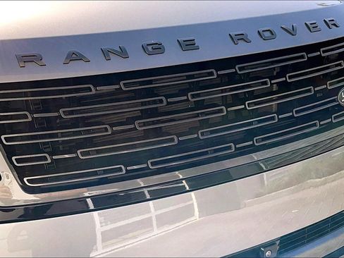 Used 2023 Land Rover Range Rover SE image 30