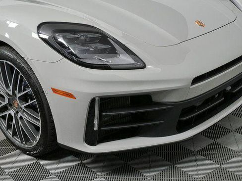 New 2026 Porsche Panamera image 37