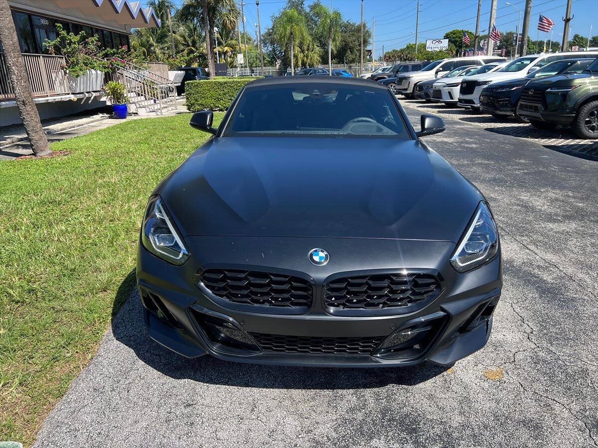 Used 2026 BMW Z4 M40i RWD image 3