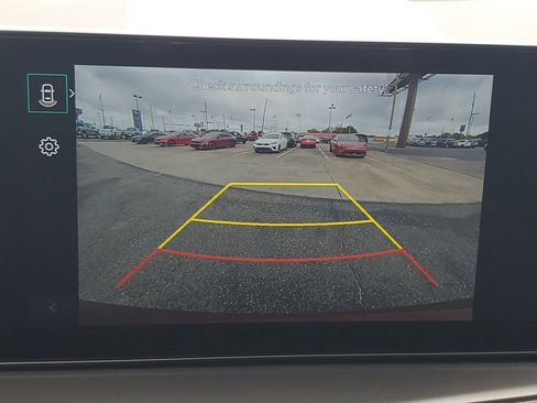 Used 2025 Kia Sorento S w/ Panoramic Sunroof Package FWD image 18