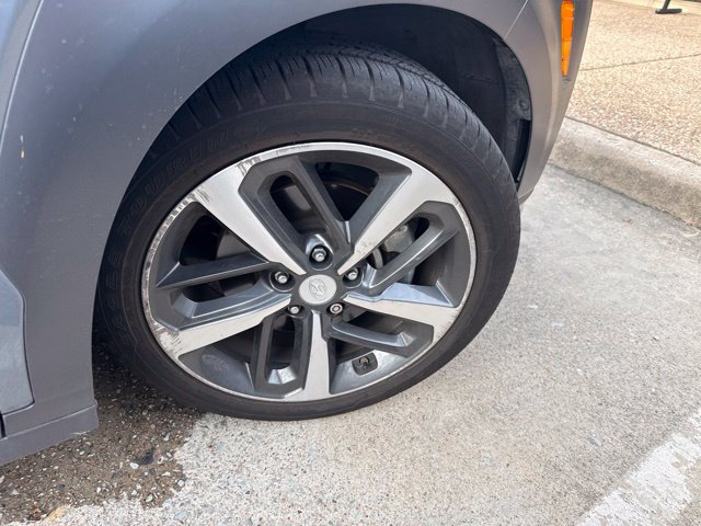 Used 2018 Hyundai Kona Ultimate FWD image 6