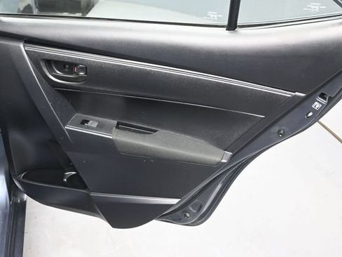 Used 2019 Toyota Corolla L FWD image 15