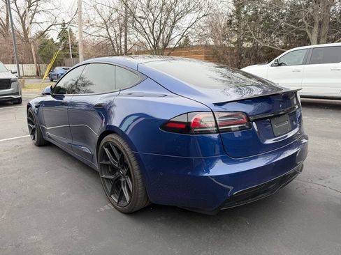 Used 2022 Tesla Model S Plaid image 3