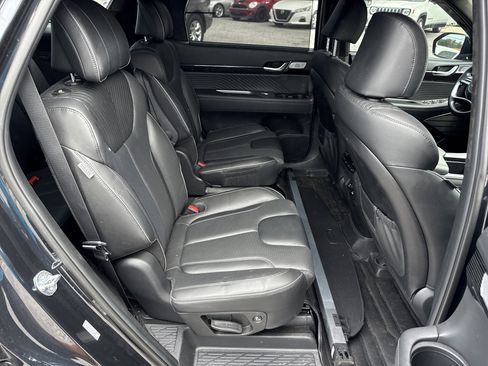 Used 2023 Hyundai Palisade Calligraphy image 35