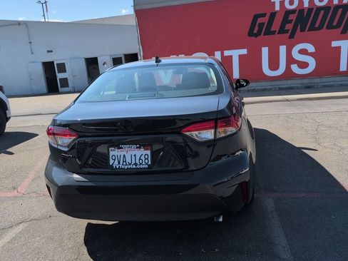 Certified 2025 Toyota Corolla LE FWD image 6