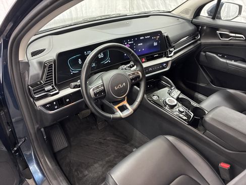 Certified 2023 Kia Sportage EX AWD/4WD image 12