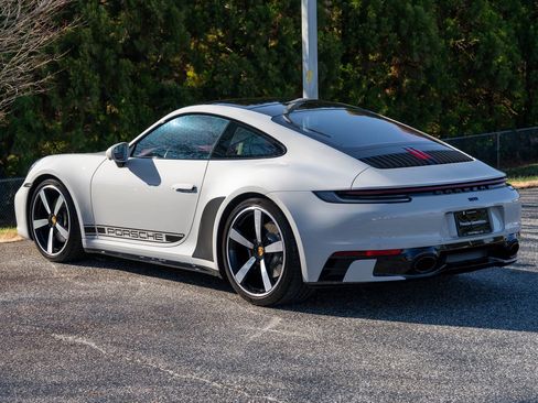 Certified 2024 Porsche 911 Carrera 4S image 3