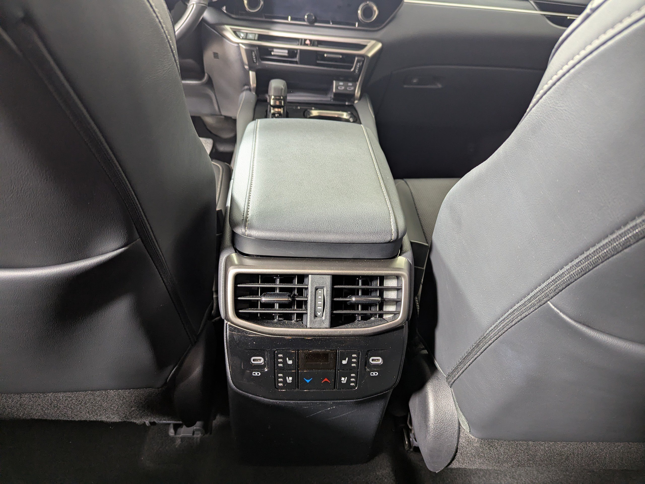 Used 2023 Lexus RX 350 Premium Plus w/ Cold Area Package AWD/4WD image 13