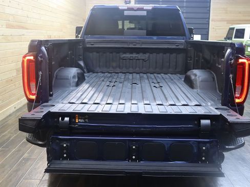 Used 2020 GMC Sierra 2500 AT4 w/ AT4 Preferred Package image 27