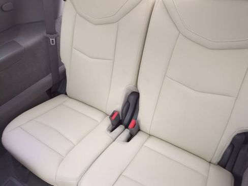 Certified 2024 Cadillac XT6 Premium Luxury w/ LPO, Floor Liner Package AWD/4WD image 25