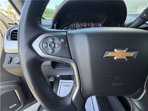 Used 2018 Chevrolet Suburban LT AWD/4WD image 32