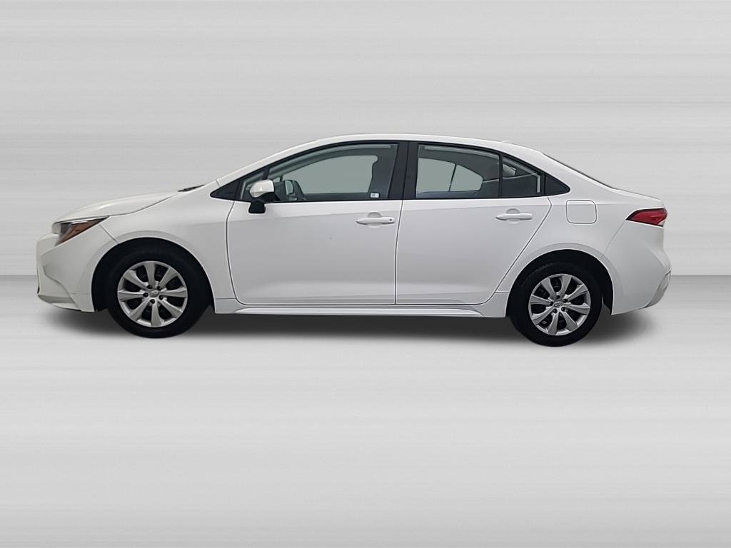 Used 2025 Toyota Corolla LE FWD image 8