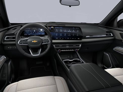 New 2027 Chevrolet Traverse LT w/ Sun and Wheel Package AWD/4WD image 6