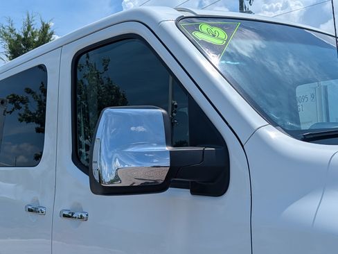 Used 2013 Nissan NV 3500 SV w/ Technology Pkg RWD image 10