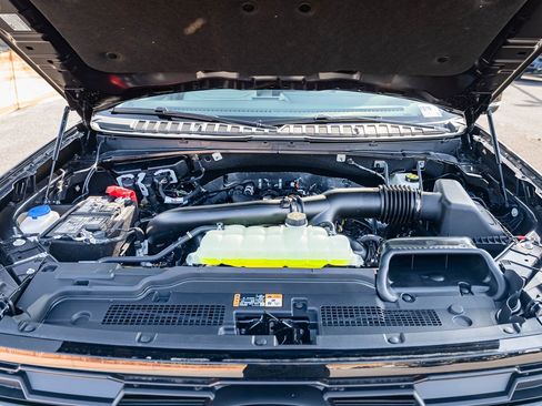 New 2026 Ford Expedition Active image 18