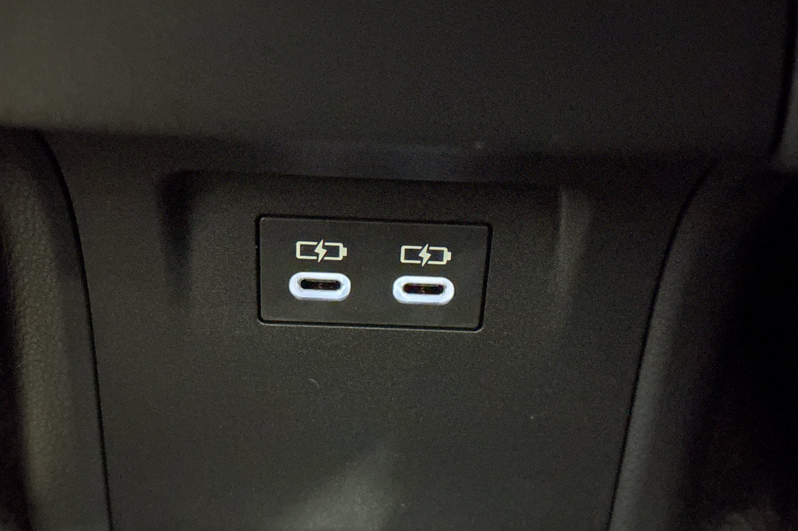 New 2027 Toyota Prius LE FWD image 14