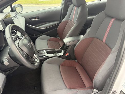 Used 2024 Toyota Corolla SE FWD image 11