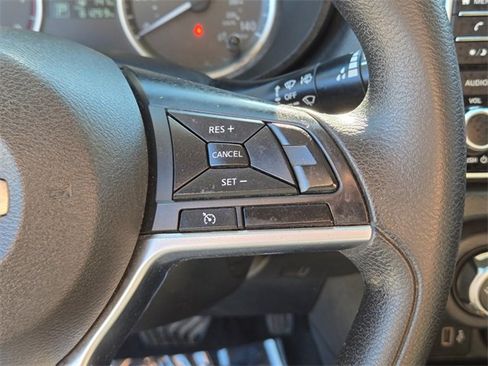 Used 2020 Nissan Versa S image 28