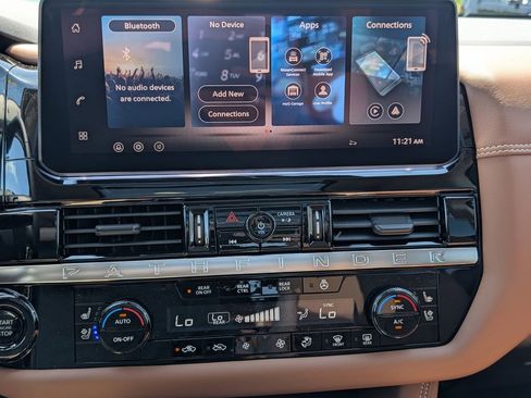 New 2026 Nissan Pathfinder Platinum w/ Cargo Package AWD/4WD image 23