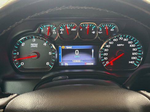 Used 2015 Chevrolet Tahoe LTZ AWD/4WD image 37