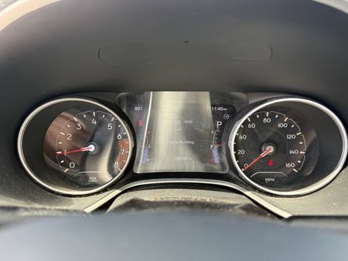 Used 2019 Jeep Compass Limited AWD/4WD image 17