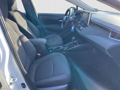 Used 2020 Toyota Corolla LE image 15