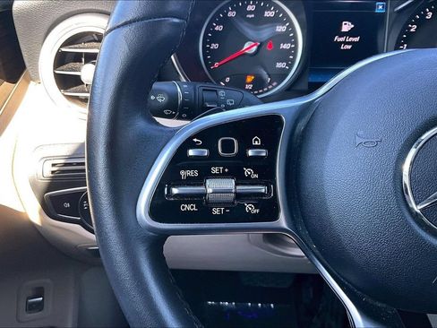 Used 2021 Mercedes-Benz GLC 300 4MATIC w/ Premium Package image 22