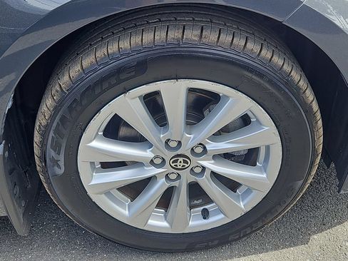 Used 2023 Toyota Corolla LE w/ LE Convenience Package FWD image 10