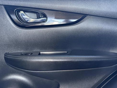 Certified 2022 Nissan Rogue Sport SV w/ Technology Package image 15