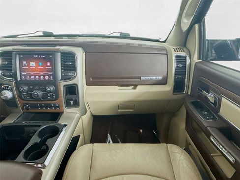 Used 2014 RAM 1500 Laramie w/ Convenience Group image 21