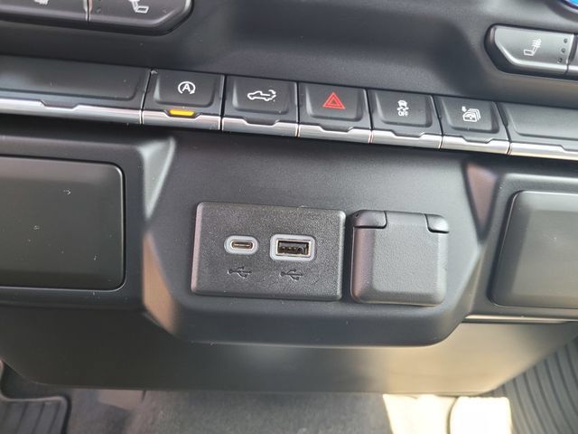 Used 2020 GMC Sierra 1500 Elevation w/ Elevation Value Package AWD/4WD image 24
